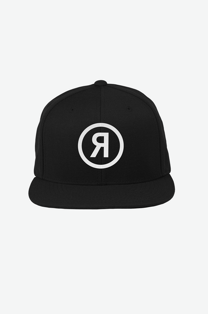 Casquette plate logo® (anglais)
